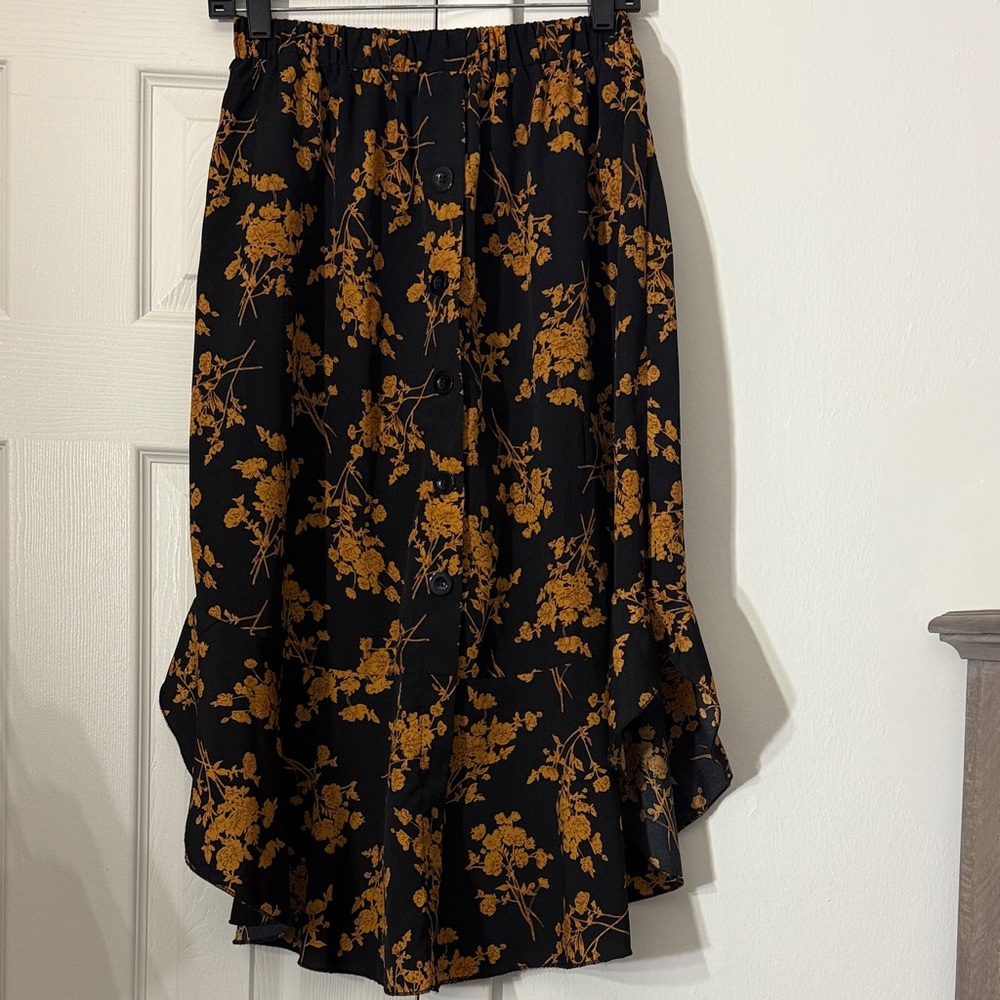 SHEIN Black and Orange Asymmetrical Floral Skirt
